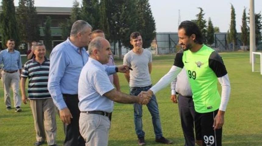 Akhisar Belediyespor'da Golc&uuml; Krizi
