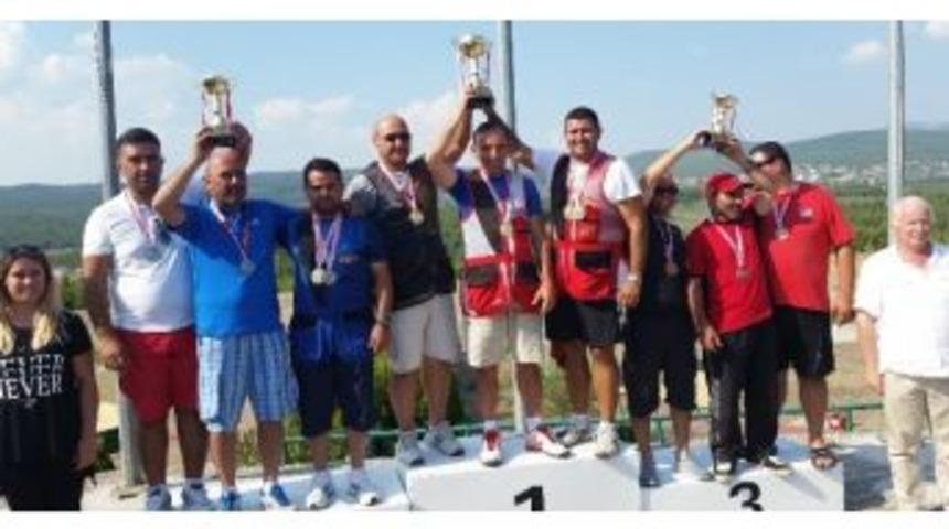 Belediyespor Yine Zirvede