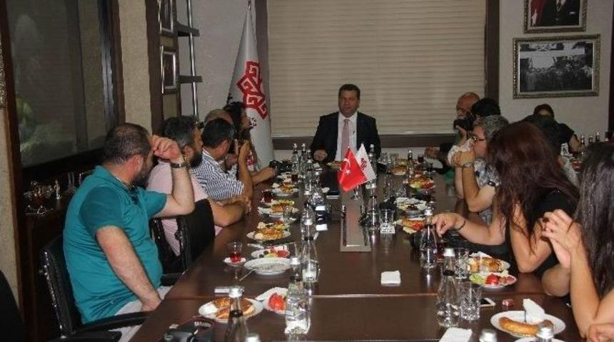 "yağlı G&uuml;reşlerin Merkezi Olmayı Hedefliyoruz"