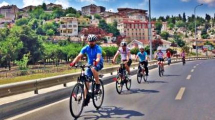 İstanbul&rsquo;dan G&ouml;lc&uuml;k&rsquo;e Pedal Basacaklar