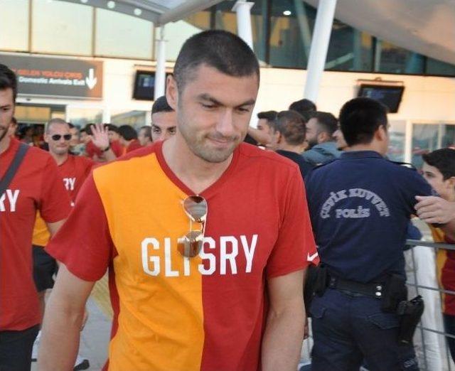 Galatasaray Kafilesi Sivas’ta Coşkuyla Karşılandı