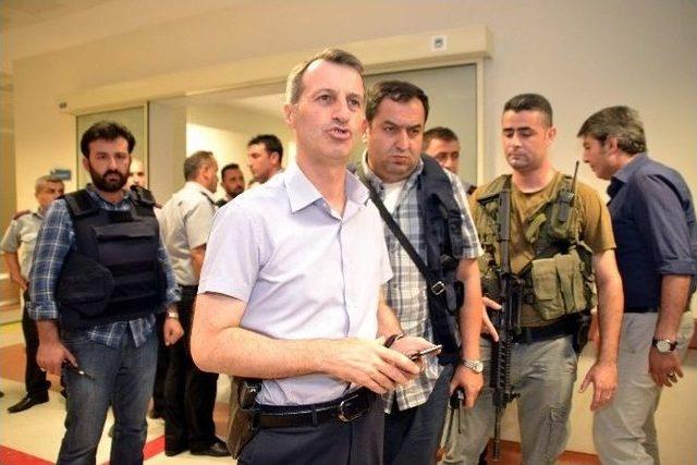 Siirt’te Polis Lojmanlarına Saldırı: 2 Polis Yaralı