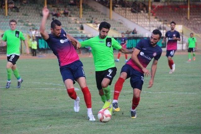 Sakaryaspor Hazırlık Maçında Zonguldak Kömürspor’a 2-0 Mağlup Oldu