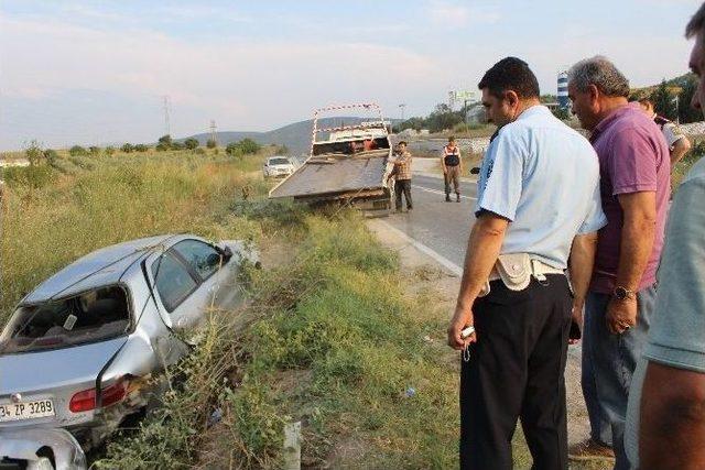 Yayaya Çarpmamak İçin Şarampole Devrildi