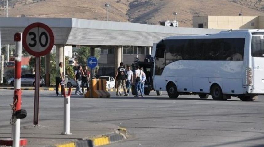 Habur Sınır Kapısında Ş&uuml;pheli Valiz Paniği