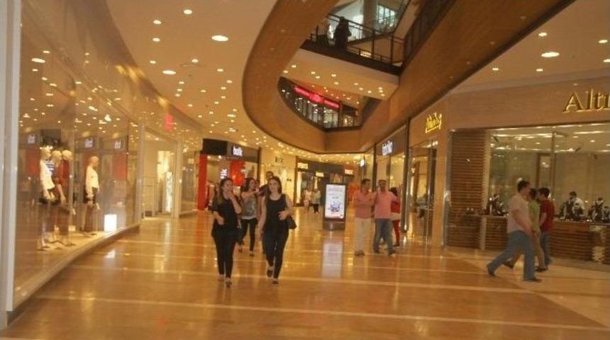 Piazza&rsquo;dan B&uuml;t&ccedil;eleri Serinleten Kampanyalar