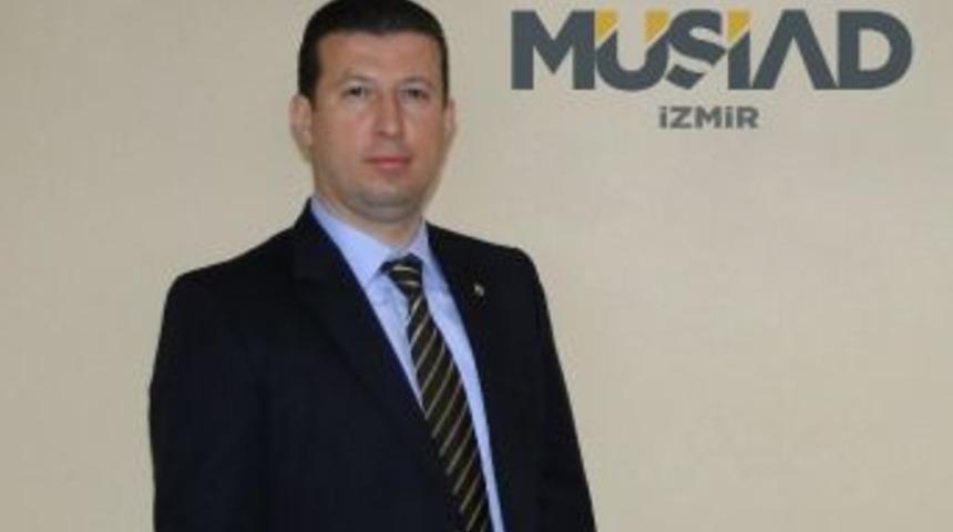 &Uuml;mit &Uuml;lk&uuml;&rsquo;den Akademisyenlere Bildiri Eleştirisi