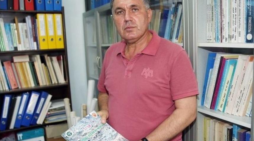 Prof. Dr. &Uuml;nl&uuml;gen&ccedil;: &ldquo;bakla Falına Bakar Gibi Deprem Tahmini Yapılmaz&rdquo;