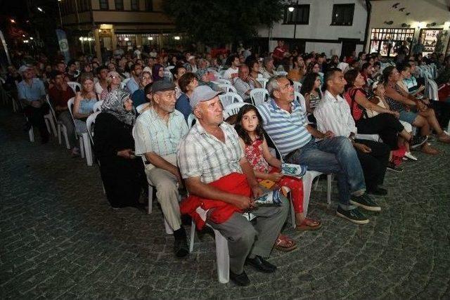 Yaz Akşamları Sinema İle Renkleniyor 1