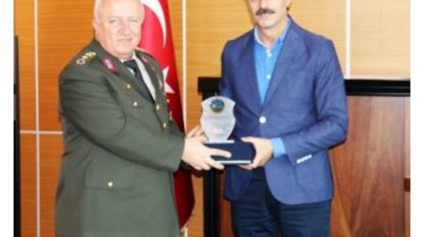 İl Jandarma Komutanı Şimşiroğlu&rsquo;ndan, Başkan Alemdar&rsquo;a Veda Ziyareti