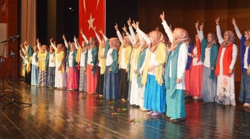 &rsquo;biz Kardeşiz&rsquo; &Ouml;ğrencilerinden Renkli Veda