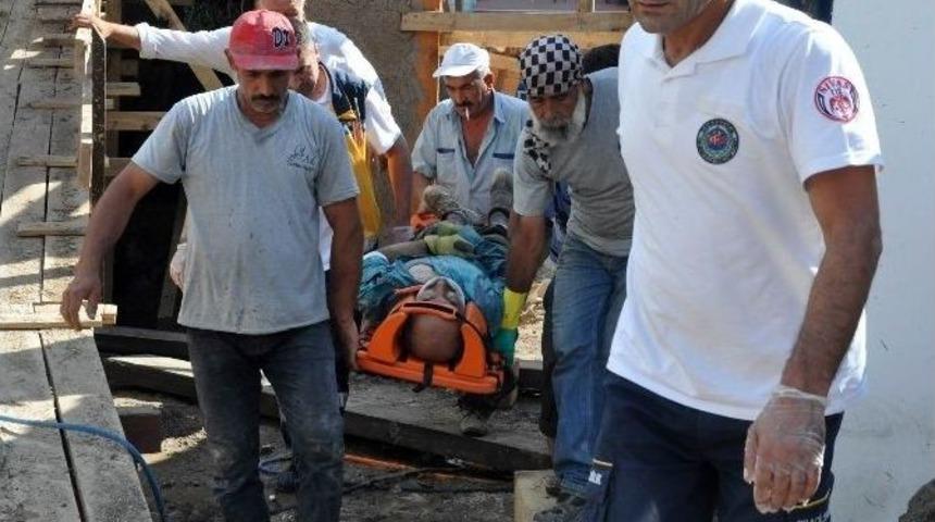 Cami İnşaatında İskele &Ccedil;&ouml;kt&uuml;: 1 Yaralı
