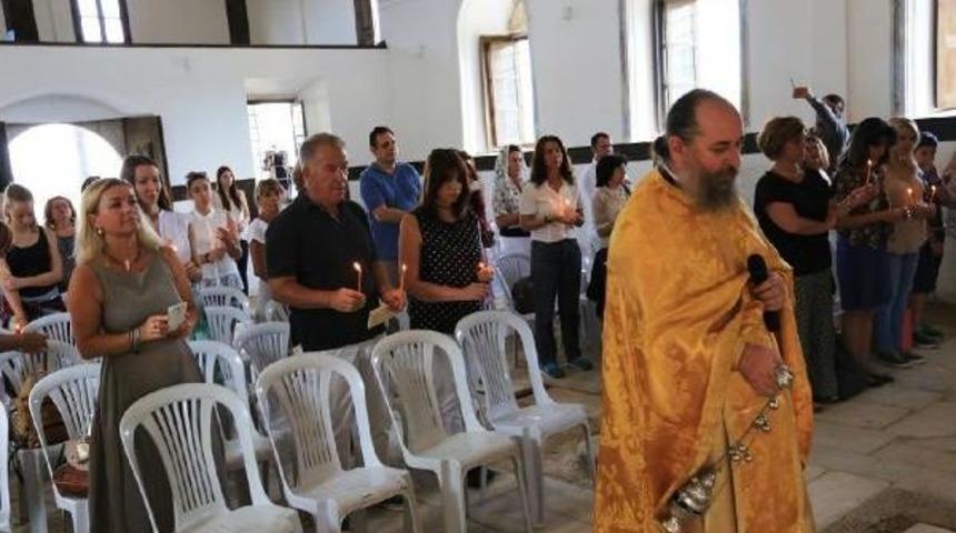 Meryem Ana Yortusu I&ccedil;in Sel&ccedil;uk'ta &Ccedil;ifte Ayin