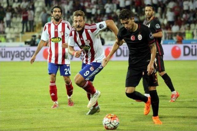 Medicana Sivasspor-Galatasaray Soyunma Odaları 3