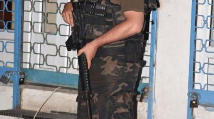 Esenyurt'ta Ter&ouml;r Operasyonu