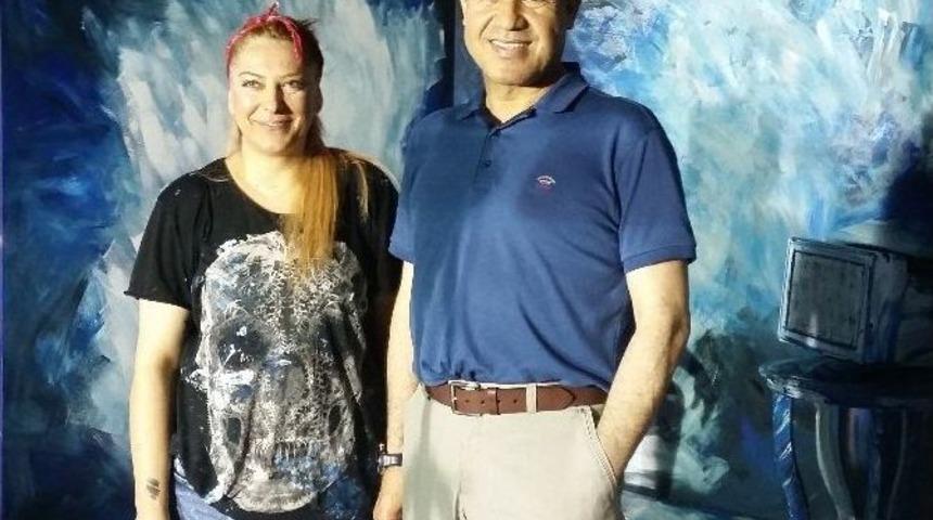 T&uuml;rkiye&rsquo;de İlk Canlı Manken Projesi Adana&rsquo;da Tanıtıldı