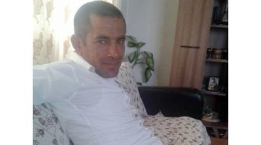 &Ccedil;atıdan D&uuml;şen İş&ccedil;i Hayatını Kaybetti