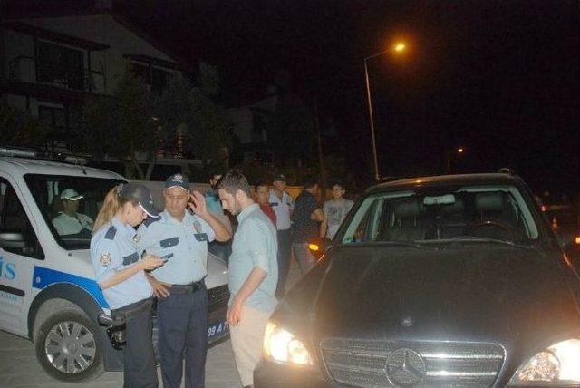 Kuşadası&rsquo;nda &Ccedil;eşitli Su&ccedil;lardan Aranan 8 Kişi Yakalandı 1