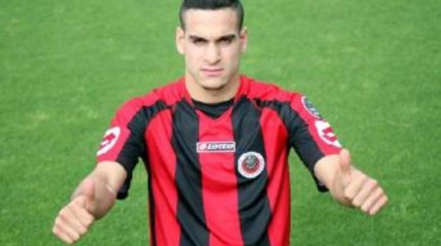 Akhisar Belediyespor Mervan'ı Alıyor