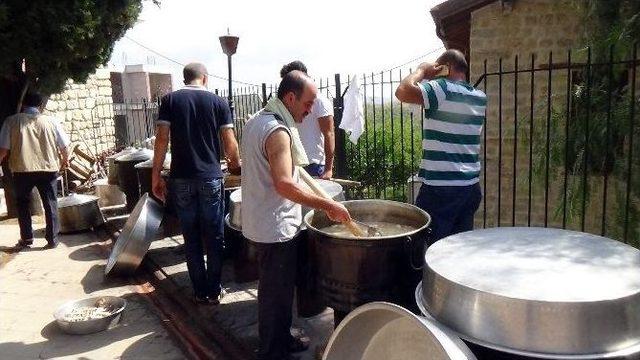 Türkiye’nin Tek Ermeni Köyü Vakıflı’da Ayin Yapıldı