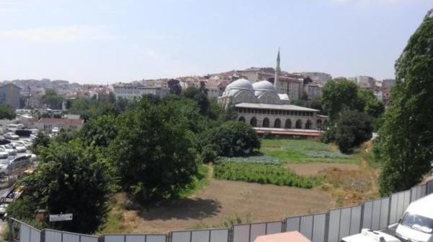 "koruma Kurulu"ndan Tarihi Bostanda Yapılması Planlanan Otopark Inşaatına Durdurma
