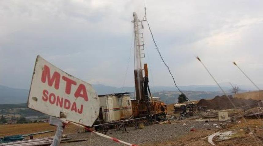 Mta Sondajından Fışkıran Sıvı Korkuttu