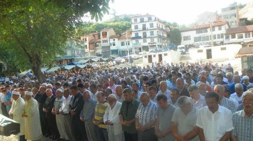 Şerife &Ouml;zt&uuml;rk Son Yolculuğuna Uğurlandı