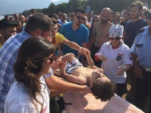 7 Yaşındaki Zafer G&ouml;lde Boğuldu 3