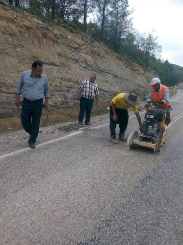 S&ouml;zl&uuml;, Kızıldağ Yoluna U&ccedil;ak İndirecek 1