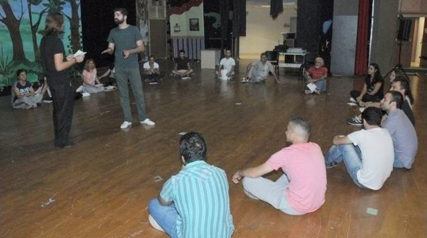 &Ccedil;ukurova Şehir Tiyatrosu Yaz Kursu Tam Gaz