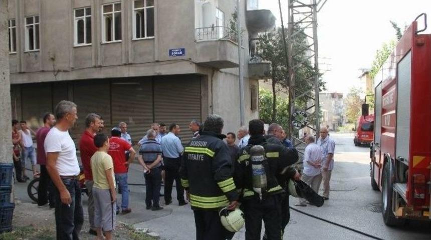Samsun&rsquo;da Ev Yangını Korkuttu