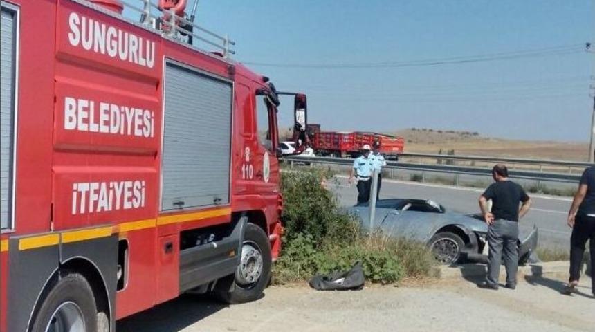 Sungurlu&rsquo;da Trafik Kazası: 3 Yaralı