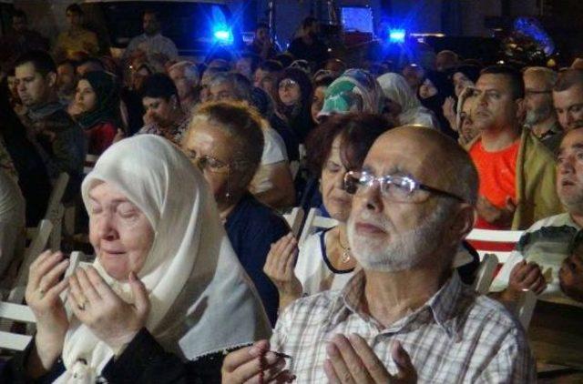 Adapazarı nda Deprem Kurbanları G&ouml;zyaşları Ve Dualarla Anıldı 3