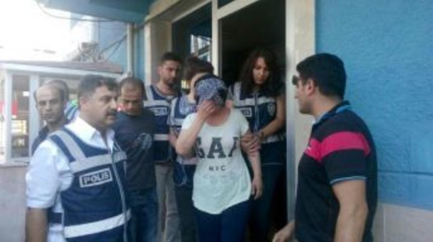 Uzak Akrabaya Seks Tuzağı