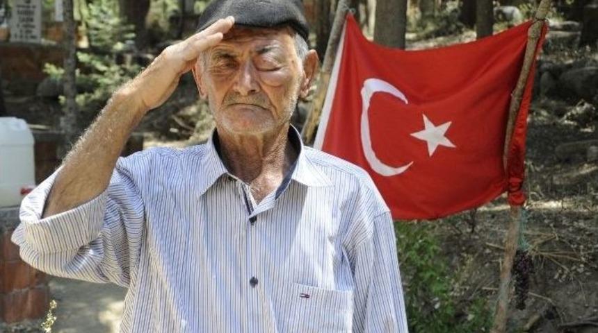 Banka Hesabından 62 Tl &Ccedil;ıkan Şehidin Dedesi, Yapılan Yardımları Yetim &Ccedil;ocukların Eğitimi İ&ccedil;in Harcayacak