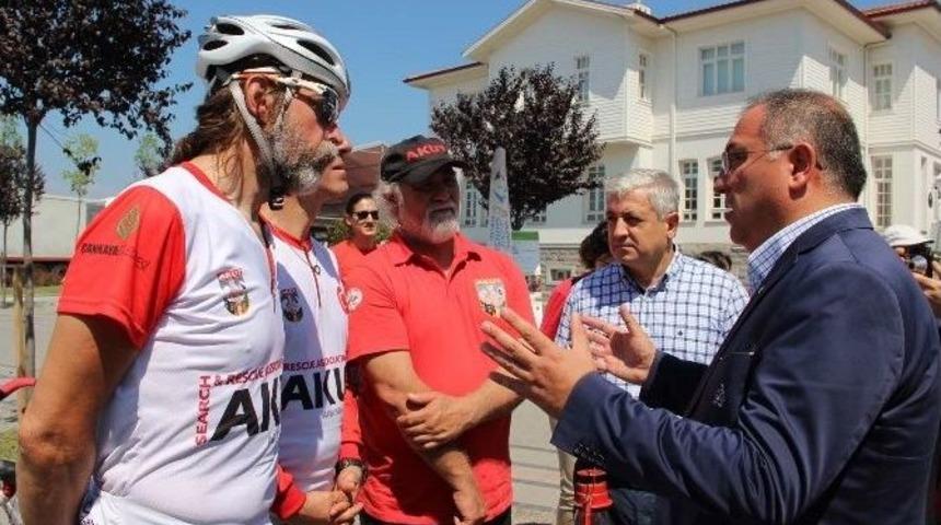 Depreme Dikkat &Ccedil;ekmek İ&ccedil;in Van&rsquo;dan Yalova&rsquo;ya Pedal &Ccedil;evirdiler