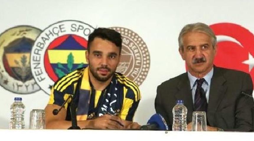 Fenerbah&ccedil;e'nin Yeni Transferleri Ozan Ve Volkan Imzayı Attı
