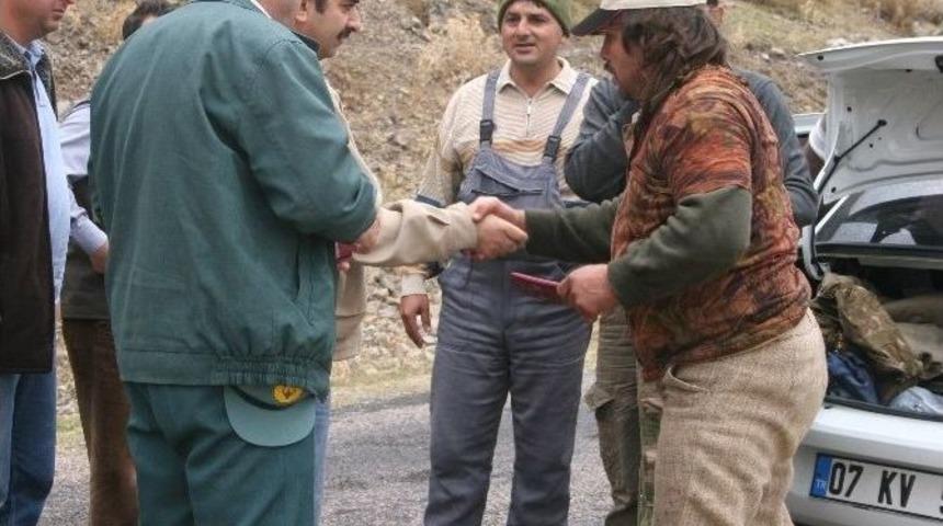 Afyonkarahisar&rsquo;da 2015 Yılı Kara Avcılığı Sezonu Başladı