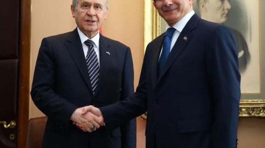 Davutoğlu Ve Bah&ccedil;eli Meclis'te G&ouml;r&uuml;şt&uuml;