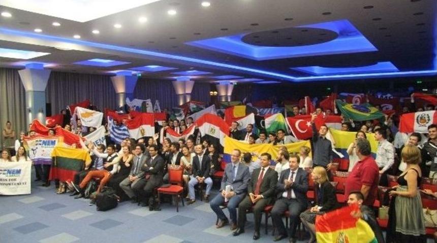 Tika&rsquo;dan Uluslararası Tıp &Ouml;ğrenci Dernekleri Federasyonu 64. Genel Kurul Toplantısı&rsquo;na Destek