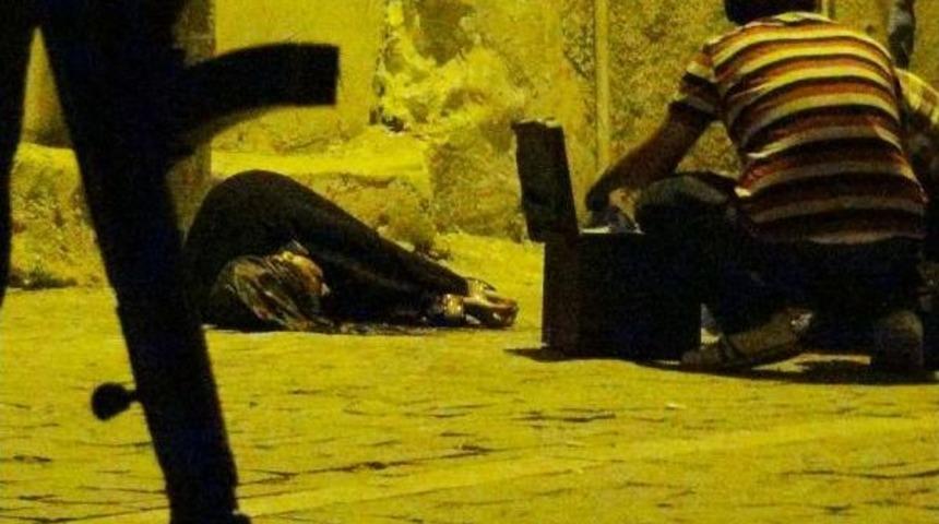 Suriyeli Kadın Yolda Kurşunlanarak &Ouml;ld&uuml;r&uuml;ld&uuml;