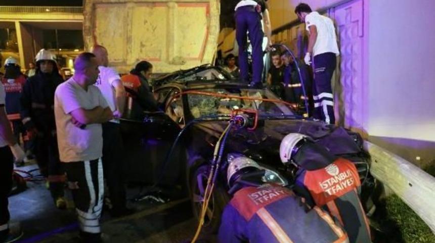 Vatan Caddesi'nde Kaza: 3 &Ouml;l&uuml;, 2 Yaralı