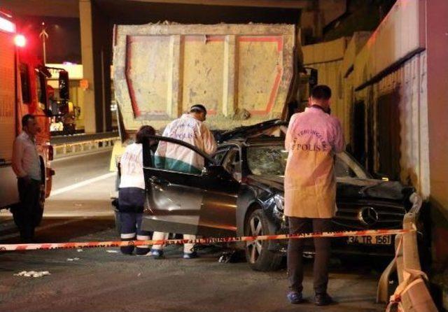 Vatan Caddesi'nde Kaza: 3 Ölü, 2 Yaralı