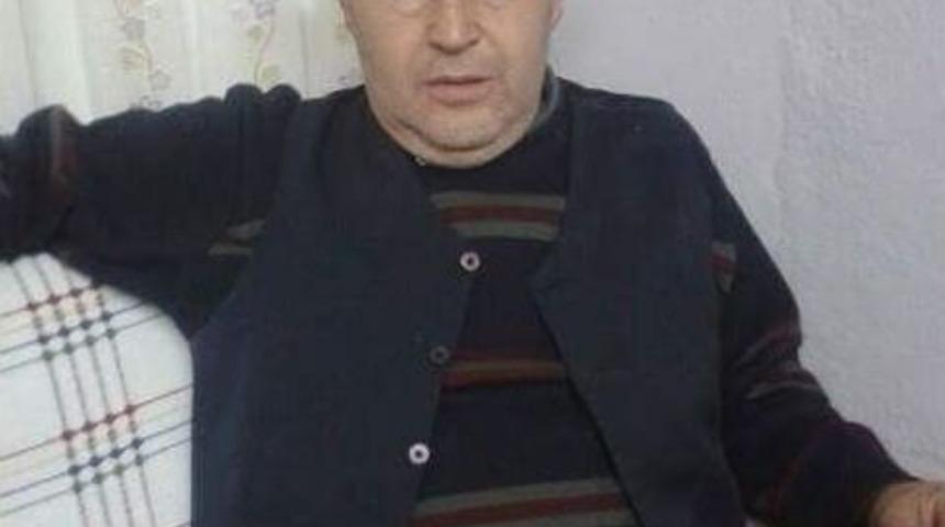 Domates Kamyonun Kapağı A&ccedil;ıldı: 2 Kişi &Ouml;ld&uuml; 4 İş&ccedil;i Yaralandı