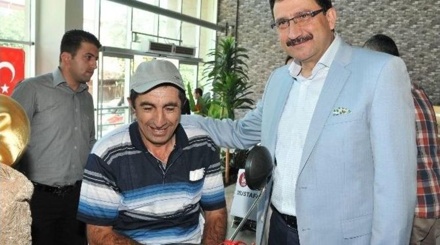 İhtiya&ccedil; Sahibinin Yanında Ke&ccedil;i&ouml;ren Togem Var