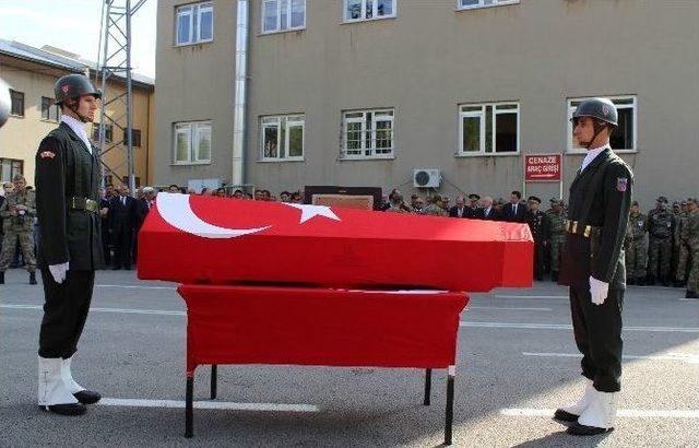 Şehit Korucu İçin Düzenlenen Törende Gözyaşları Sel Oldu