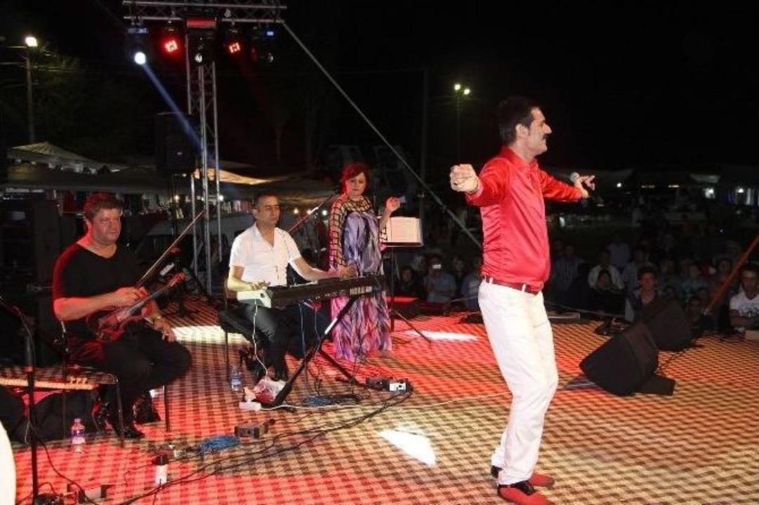 Ramazan &Ccedil;elik Ve Sevgi Petek Hisarcık&rsquo;ta Yoğun İlgi G&ouml;rd&uuml;