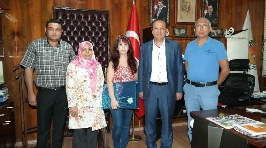 Ceyhan Belediyesi &Uuml;cretsiz Et&uuml;d Merkezi Meyvelerini Vermeye Başladı