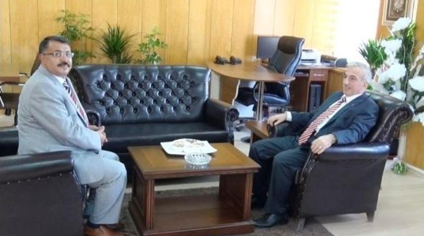 Vali Kam&ccedil;ı, Başsavcı Yılmaz&rsquo;ı Ziyaret Etti