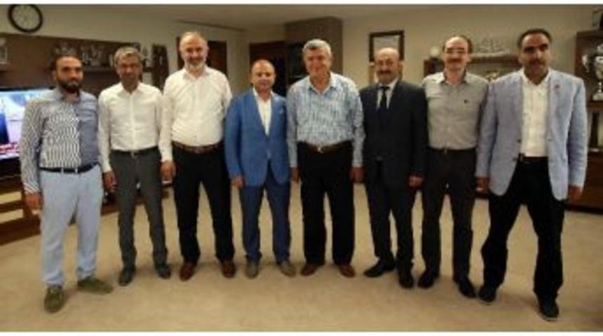 Karaosmanoğlu, &ldquo;m&uuml;teşebbis Ruhu Ortaya &Ccedil;ıkaralım&rdquo;